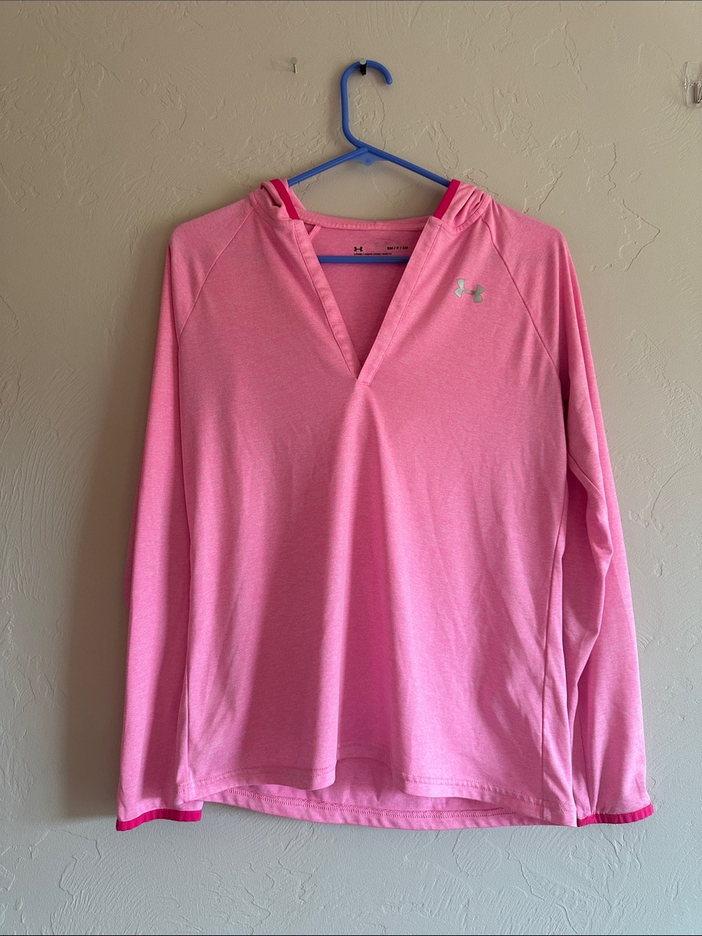 Under Armour Hot Pink V-Neck Hooded Long Sleeve Top